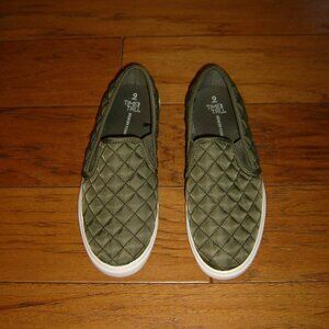 Women's Olive Green Slip On Shoes, Size 9